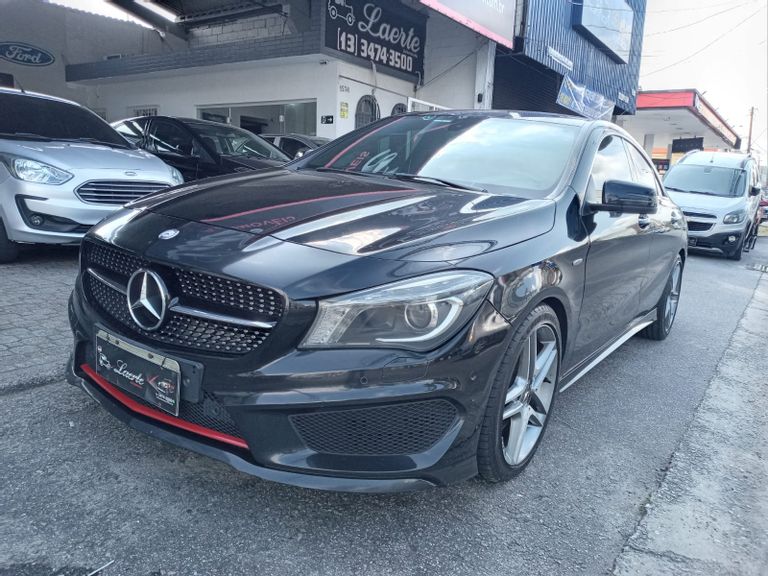 Mercedes CLA-250 Sport 4MATIC 2.0 16V 211cv Aut.