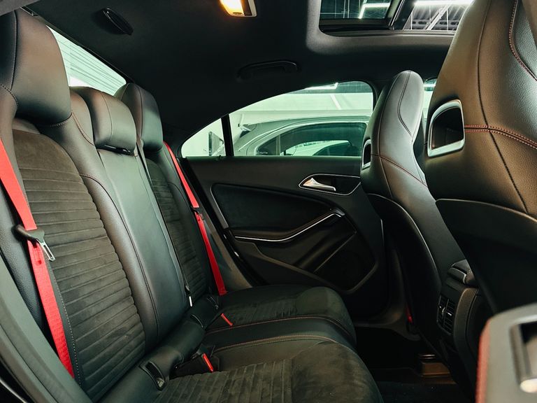 Mercedes CLA-250 Sport 4MATIC 2.0 16V 211cv Aut.