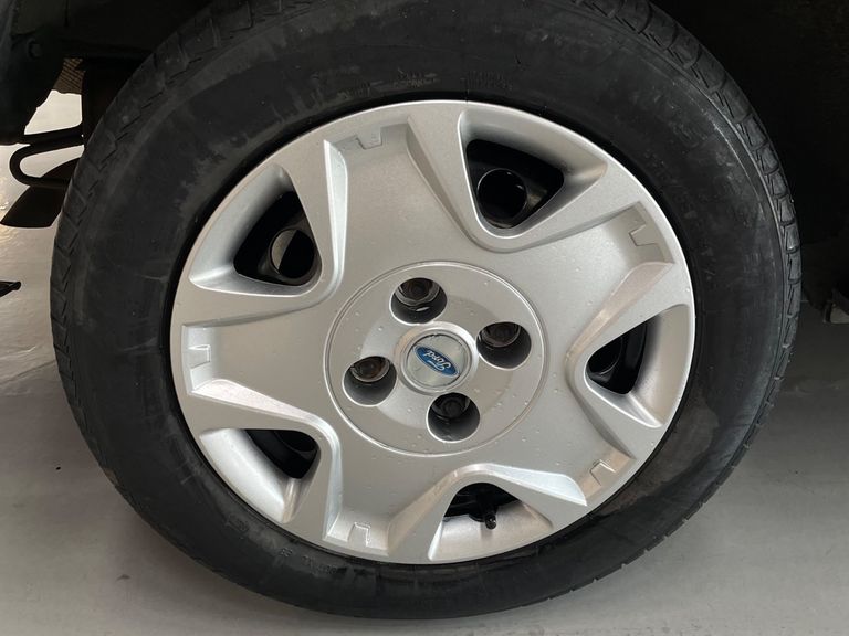 Ford Fiesta Sed. 1.6 8V Flex 4p