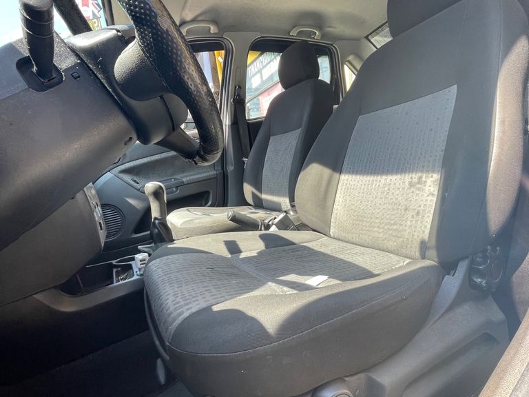 Ford Fiesta Sed. 1.6 8V Flex 4p