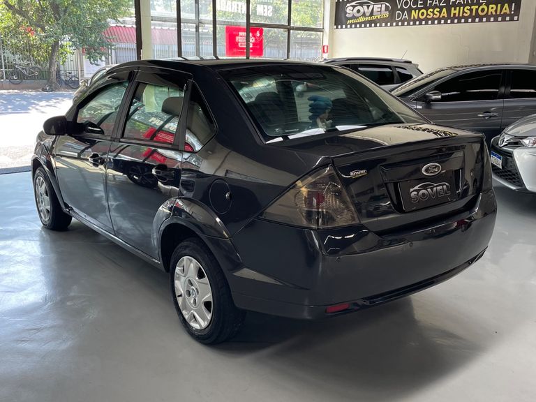 Ford Fiesta Sed. 1.6 8V Flex 4p