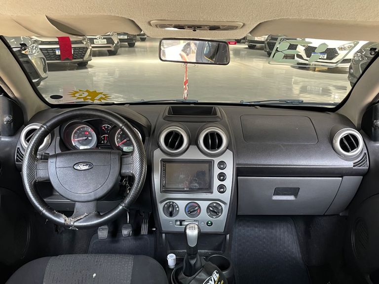 Ford Fiesta Sed. 1.6 8V Flex 4p