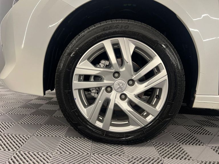 Peugeot 208 Active 1.6 Flex 16V 5p Aut.