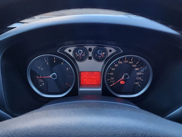 Ford Focus 1.6 S/SE/SE Plus Flex 8V/16V  5p