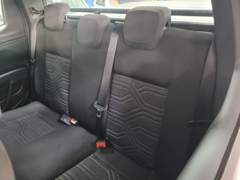 Fiat Strada Freedom 1.3 Flex 8V CD