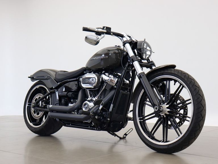 Harley SOFTAIL BREAKOUT FXBRS