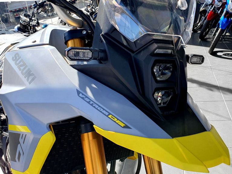 SUZUKI DL 800DE V-STROM