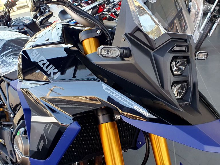 SUZUKI DL 800DE V-STROM