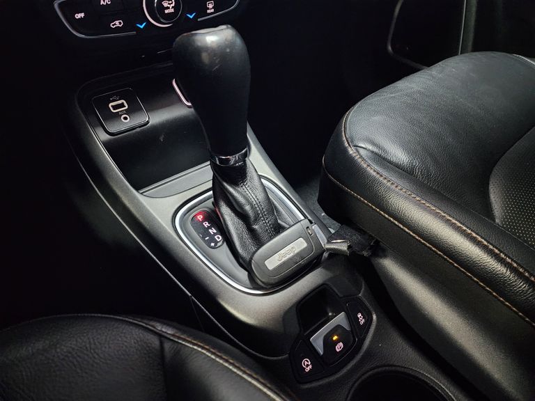 Jeep COMPASS LONGITUDE 2.0 4x2 Flex 16V Aut.
