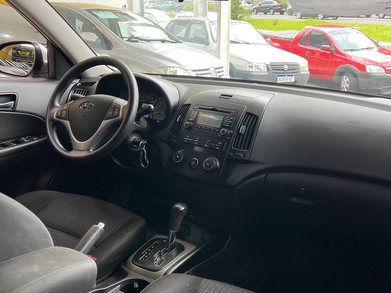 Hyundai i30 2.0 16V 145cv 5p Aut.