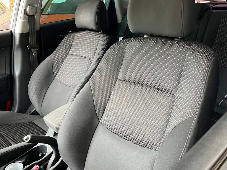 Hyundai i30 2.0 16V 145cv 5p Aut.