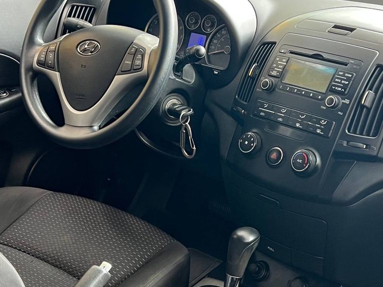 Hyundai i30 2.0 16V 145cv 5p Aut.