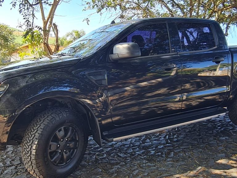 Ford Ranger XLS 3.2 20V 4x4 CD Diesel Aut.