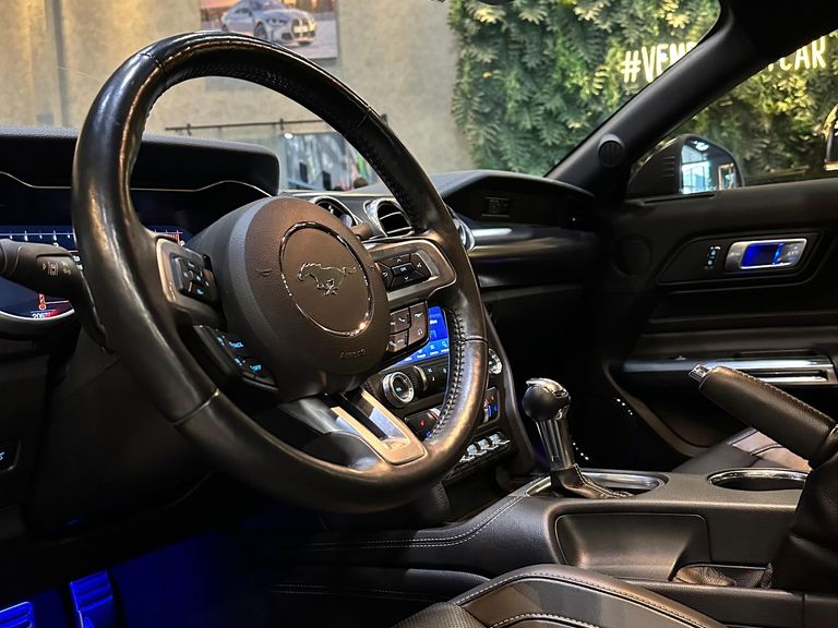 Ford Mustang MACH 1 5.0 V8