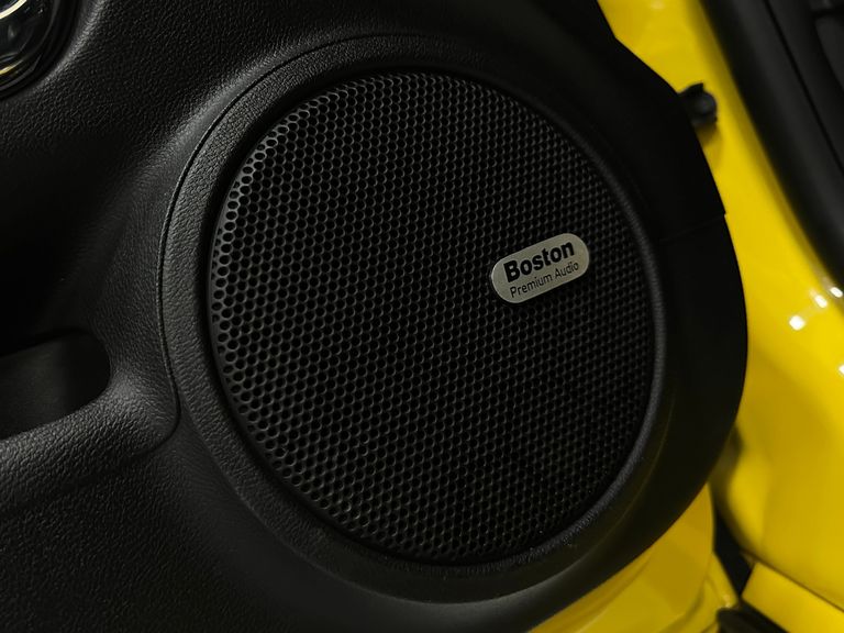 Chevrolet Camaro SS 6.2 V8 16V