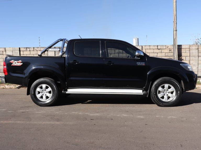 Toyota Hilux CD SRV D4-D 4x4 3.0 TDI Diesel Aut