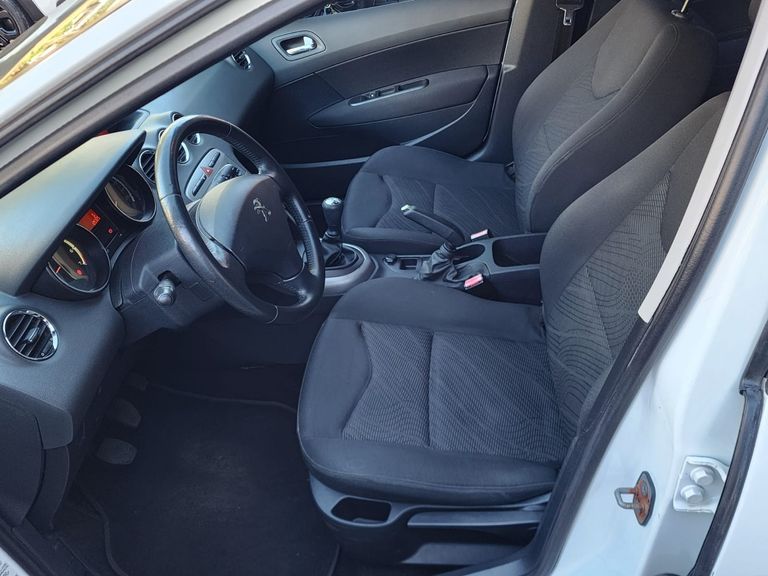 Peugeot 308 Active 1.6 Flex 16V 5p mec.