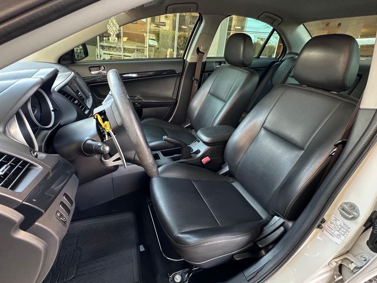Mitsubishi Lancer HL-T 2.0 16V 160cv Aut.