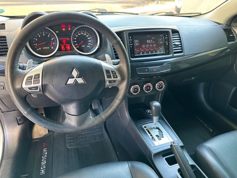 Mitsubishi Lancer HL-T 2.0 16V 160cv Aut.