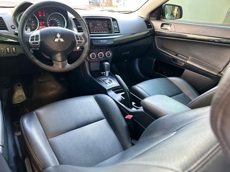 Mitsubishi Lancer HL-T 2.0 16V 160cv Aut.