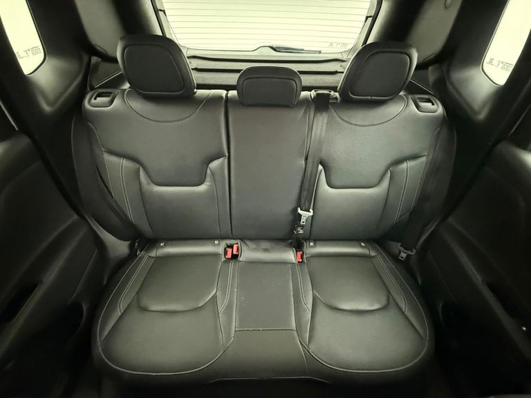 Jeep Renegade Long. T270 1.3 TB 4x2 Flex Aut.