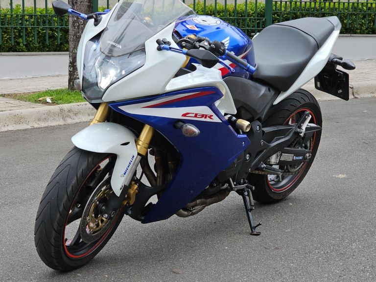 HONDA CBR 600 F