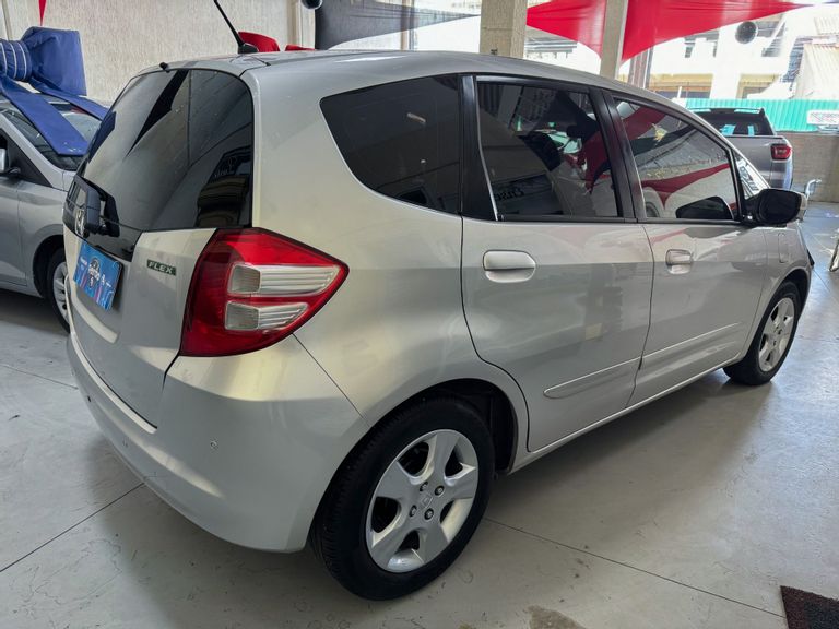 Honda Fit DX 1.4 Flex 16V 5p Mec.