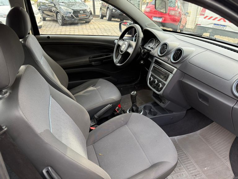 VolksWagen Saveiro 1.6 Mi Total Flex 8V CE