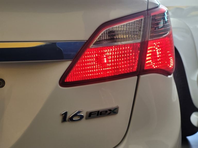 Hyundai HB20S C.Plus/C.Style 1.6 Flex 16V Mec.4p