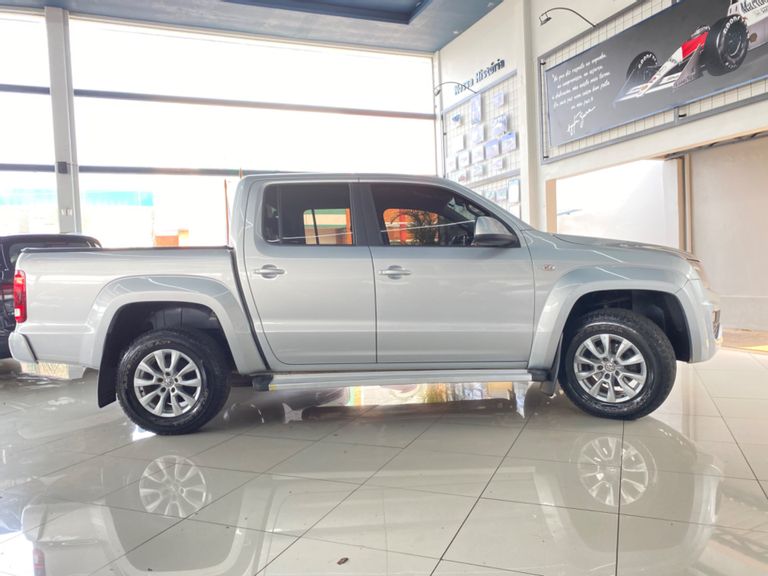 VolksWagen AMAROK Trendline CD 2.0 TDI 4X4 Dies Aut