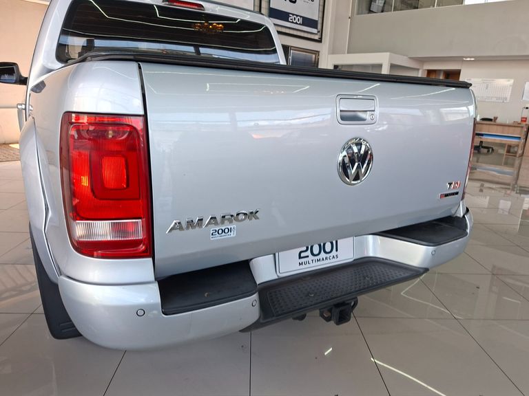 VolksWagen AMAROK Trendline CD 2.0 TDI 4X4 Dies Aut