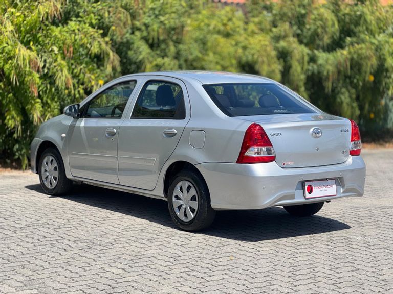 Toyota ETIOS X Sedan 1.5 Flex 16V 4p Aut.