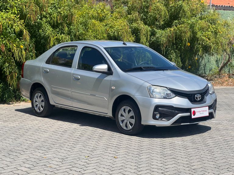 Toyota ETIOS X Sedan 1.5 Flex 16V 4p Aut.