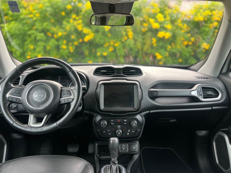 Jeep Renegade Longitude 1.8 4x2 Flex 16V Aut.