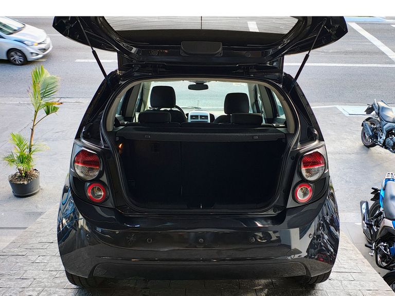 Chevrolet SONIC HB LT 1.6 16V FlexPower 5p Mec.