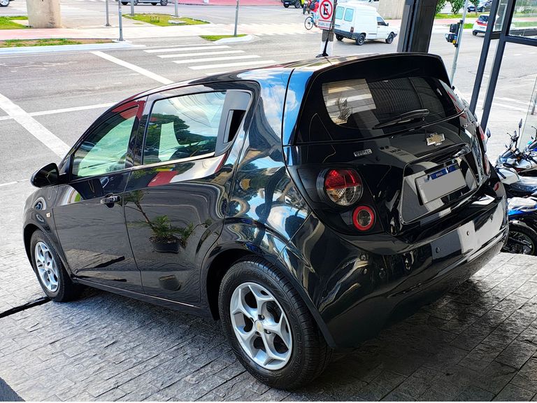 Chevrolet SONIC HB LT 1.6 16V FlexPower 5p Mec.
