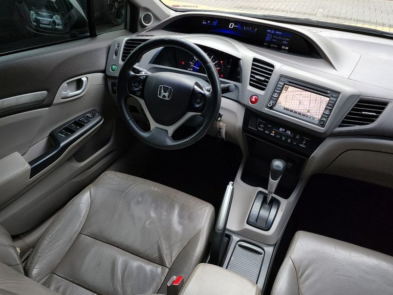 Honda Civic Sedan EXS 1.8/1.8 Flex 16V Aut. 4p