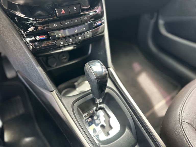 Peugeot 2008 Griffe 1.6 Flex 16V 5p Aut.