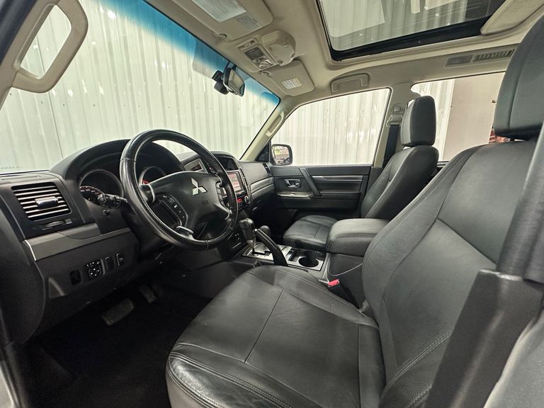 Mitsubishi Pajero HPE Full 3.2 4x4 T.I.Dies. 5p Aut
