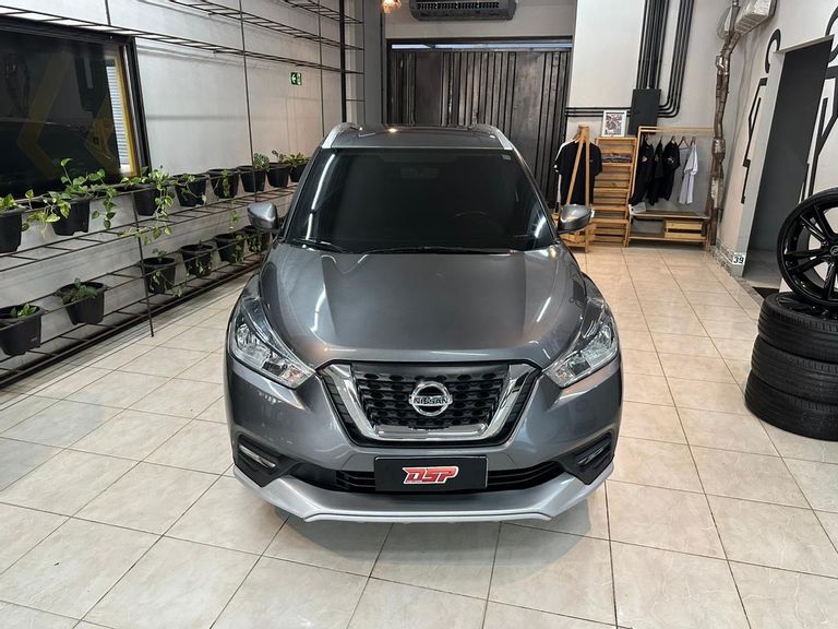 Nissan KICKS SV 1.6 16V FlexStar 5p Aut.