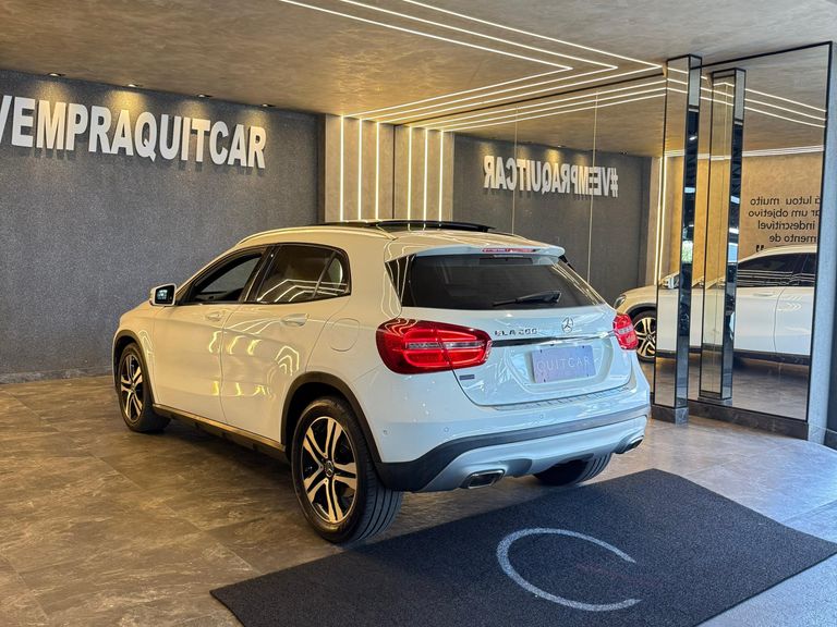 Mercedes GLA 200 Vision 1.6/1.6 TB 16V Flex Aut.