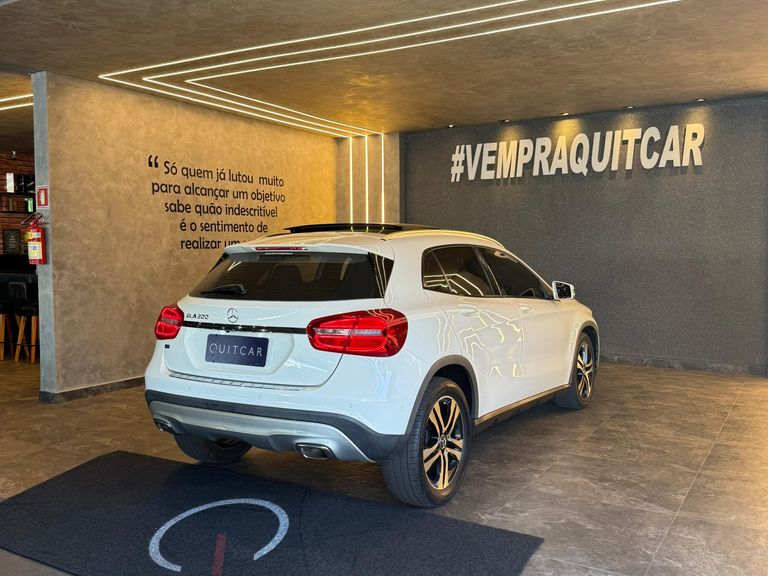 Mercedes GLA 200 Vision 1.6/1.6 TB 16V Flex Aut.
