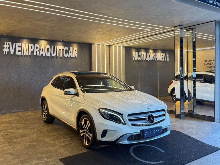 Mercedes GLA 200 Vision 1.6/1.6 TB 16V Flex Aut.