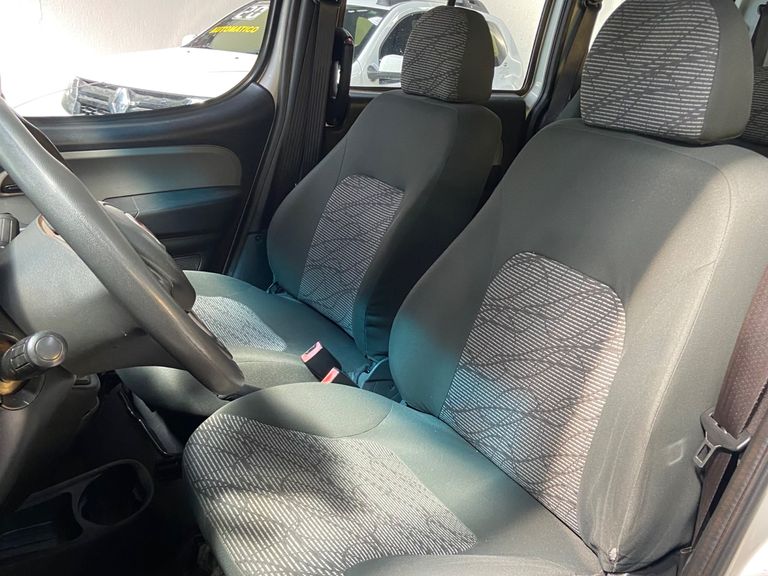 Fiat Doblo ESSENCE 1.8 Flex 16V 5p