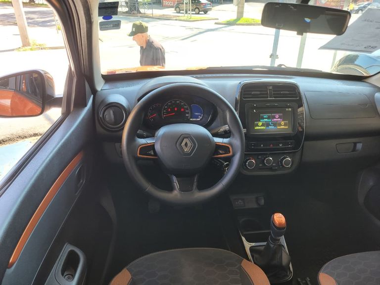 Renault KWID OUTSIDER 1.0 Flex 12V 5p Mec.