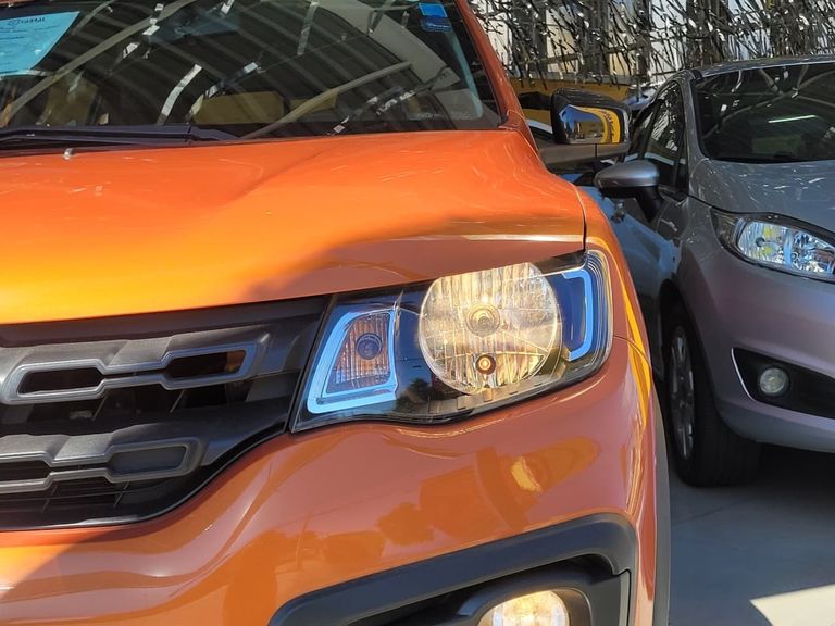 Renault KWID OUTSIDER 1.0 Flex 12V 5p Mec.