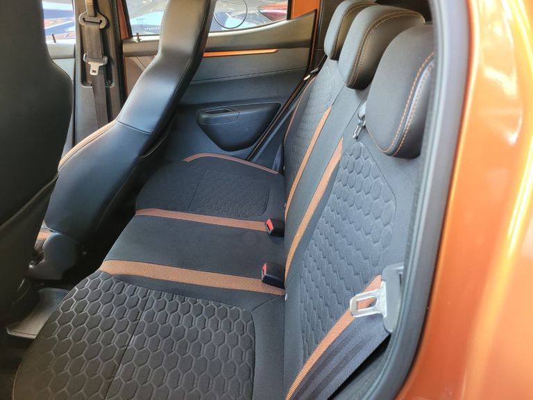 Renault KWID OUTSIDER 1.0 Flex 12V 5p Mec.
