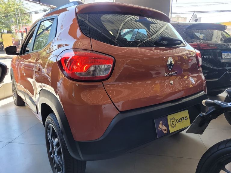 Renault KWID OUTSIDER 1.0 Flex 12V 5p Mec.