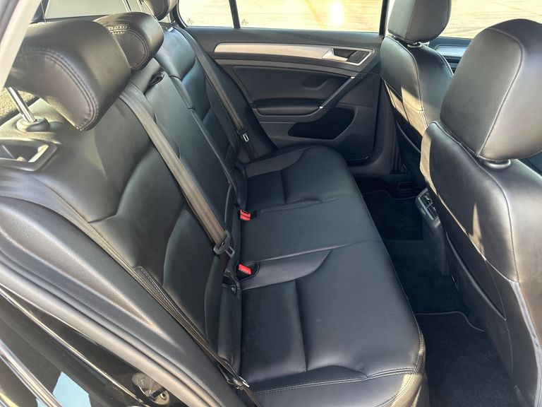 VolksWagen Golf Comfortline 1.4 TSI 140cv Aut.