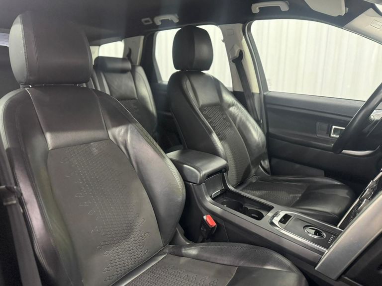 Land Rover SPT D 180 SE 7L